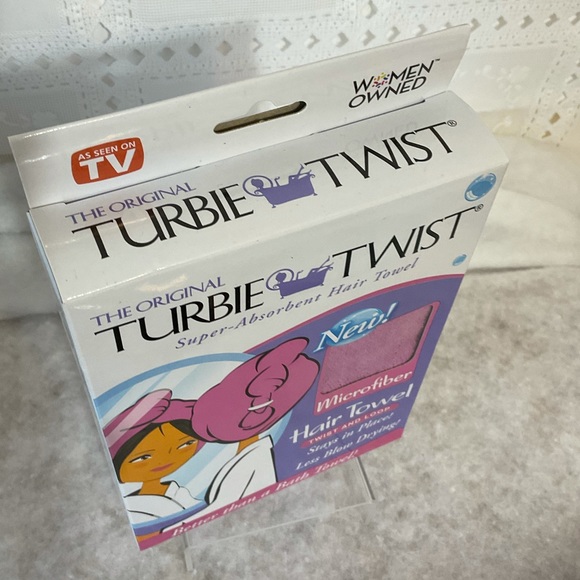 Turbie Twist microfiber hair towel twist and loop - Picture 4 of 8
